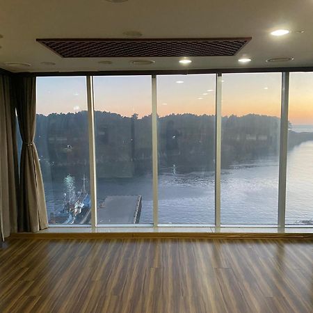 Seom Guesthouse مدينة سيوجويبو المظهر الخارجي الصورة